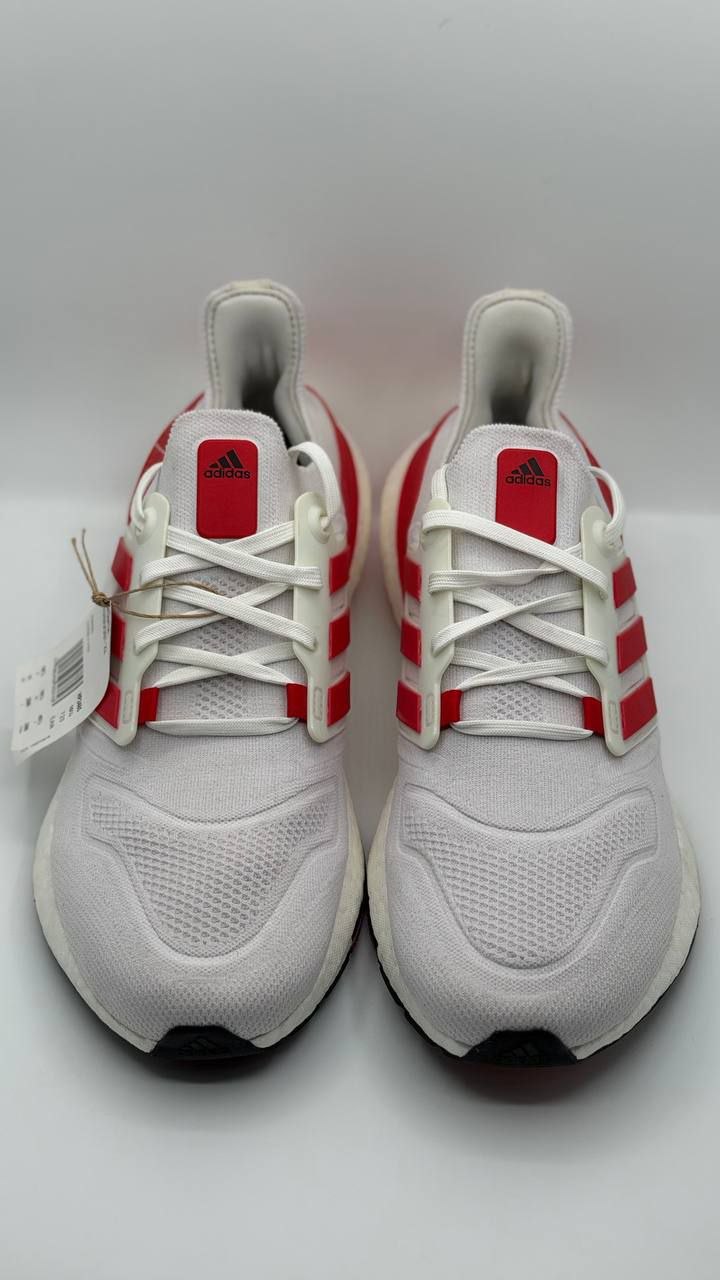 کفش برند : adidas مدل ultraboost كيفيت : اورجينال سايزبندي : 45.1/3